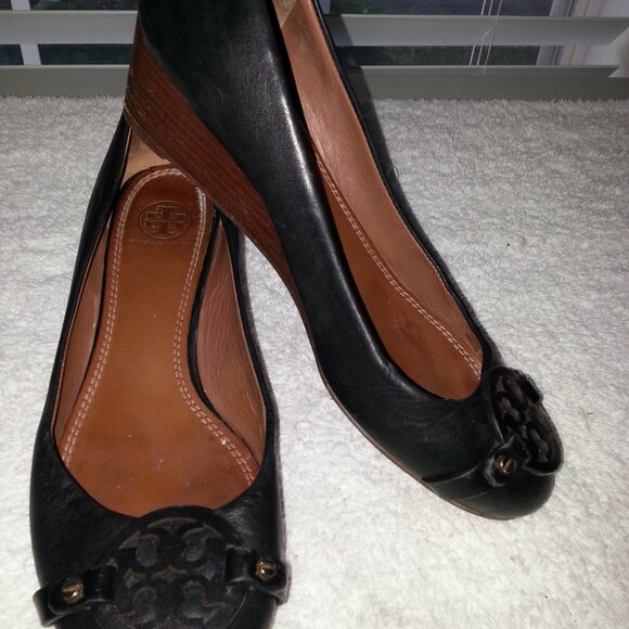 Size 7 Tory Burch Wedge Heels Worn - Picture 2 of 9